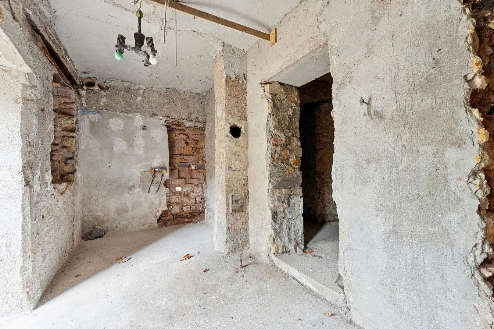 Prodej domu 51 m², pozemek 327 m², Michelau 4, Hochstätten, Porýní-Falc Prodej domu 51 m², pozemek 327 m², Michelau 4, Hochstätten, Porýní-Falc