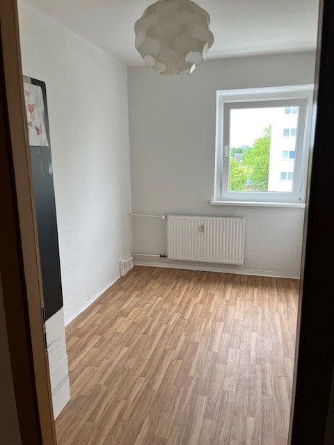 Pronájem bytu 4+1 72 m², Rostock, Mecklenburg-Vorpommern Pronájem bytu 4+1 72 m², Rostock, Mecklenburg-Vorpommern
