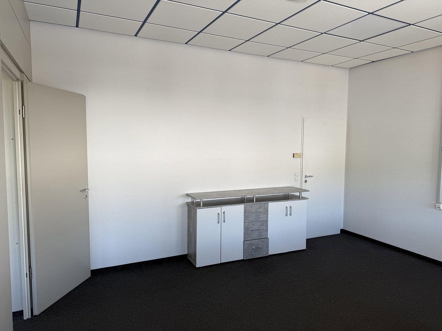 Pronájem kanceláře 61 m², Industriestraße 23a, Lauf an der Pegnitz, Bavorsko Pronájem kanceláře 61 m², Industriestraße 23a, Lauf an der Pegnitz, Bavorsko
