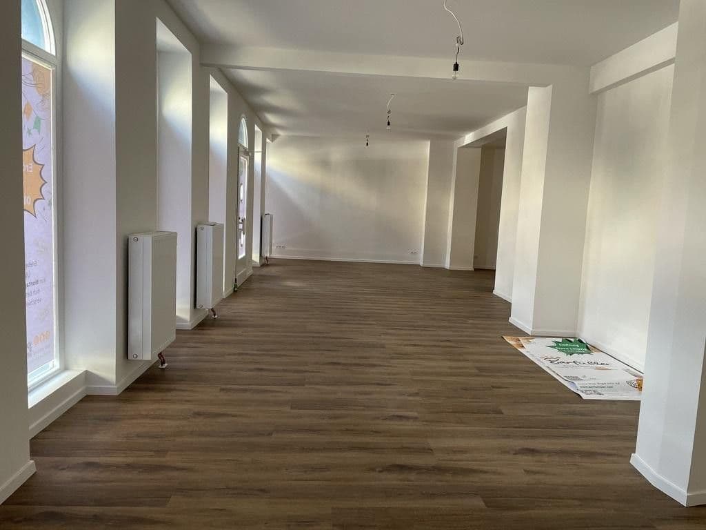 Pronájem nebytového prostoru 103 m², Könnerritzstraße 22, Leipzig, Sasko Pronájem nebytového prostoru 103 m², Könnerritzstraße 22, Leipzig, Sasko