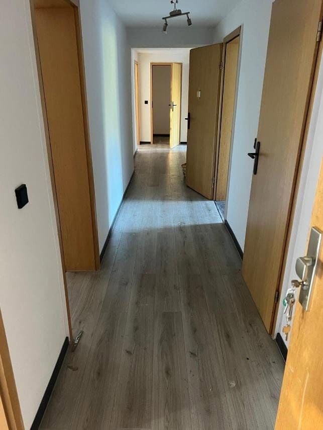 Pronájem bytu 4+1 82 m², Muggenhofer Str., Nürnberg, Bavorsko Pronájem bytu 4+1 82 m², Muggenhofer Str., Nürnberg, Bavorsko