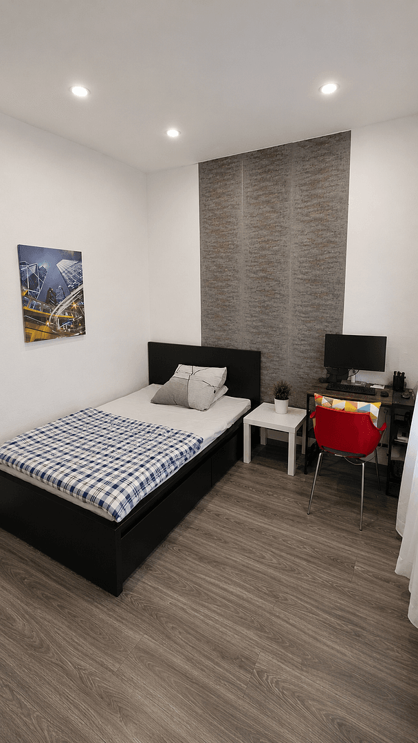 Pronájem bytu 2+1 24 m², Cáchy, Severní Porýní-Vestfálsko Pronájem bytu 2+1 24 m², Cáchy, Severní Porýní-Vestfálsko