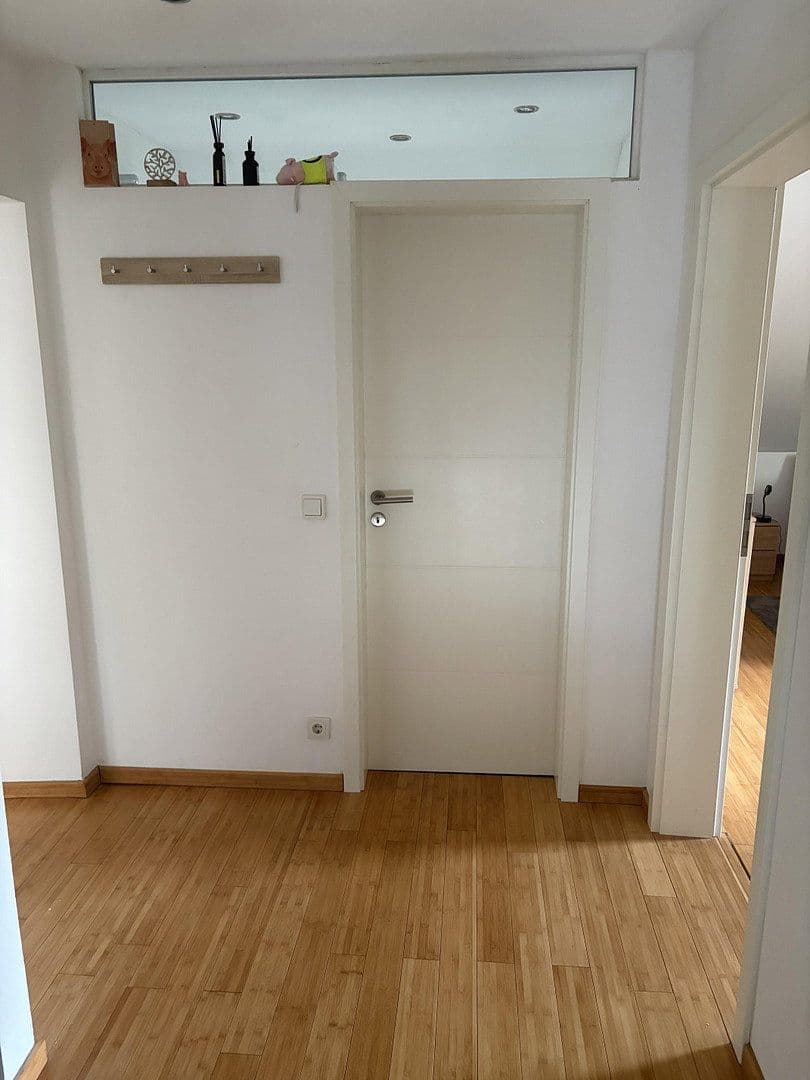 Pronájem bytu 3+1 110 m², Alte-Kelter Straße 8a, Saarbrücken, Země Sársko Pronájem bytu 3+1 110 m², Alte-Kelter Straße 8a, Saarbrücken, Země Sársko