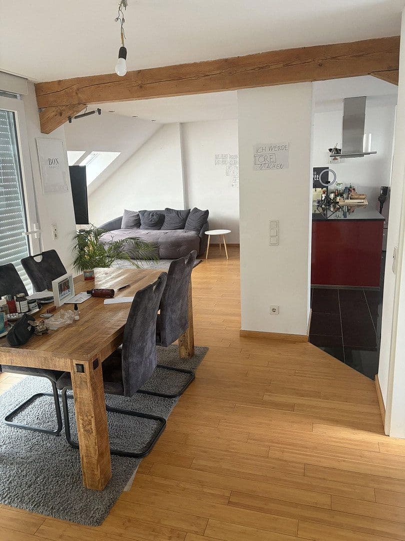 Pronájem bytu 3+1 110 m², Alte-Kelter Straße 8a, Saarbrücken, Země Sársko Pronájem bytu 3+1 110 m², Alte-Kelter Straße 8a, Saarbrücken, Země Sársko