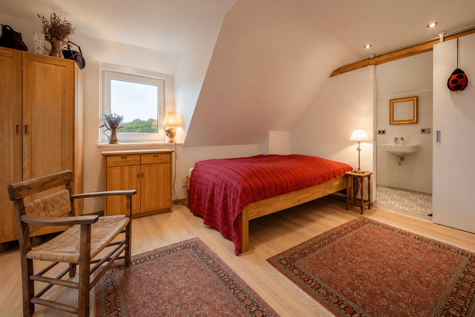 Prodej domu 330 m², pozemek 1.576 m², Jersbek, Šlesvicko-Holštýnsko Prodej domu 330 m², pozemek 1.576 m², Jersbek, Šlesvicko-Holštýnsko