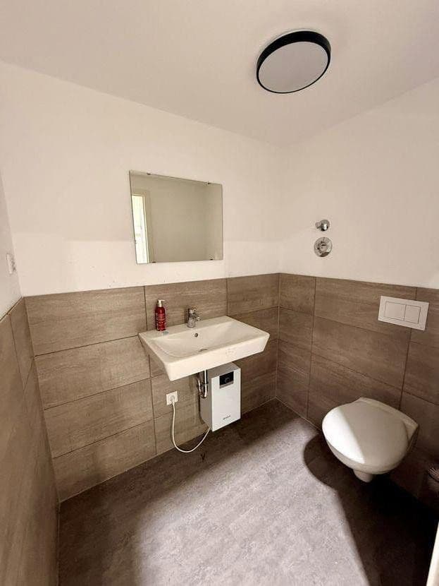 Pronájem nebytového prostoru 250 m², Rosenthal 12-16, Bornheim, Severní Porýní-Vestfálsko Pronájem nebytového prostoru 250 m², Rosenthal 12-16, Bornheim, Severní Porýní-Vestfálsko