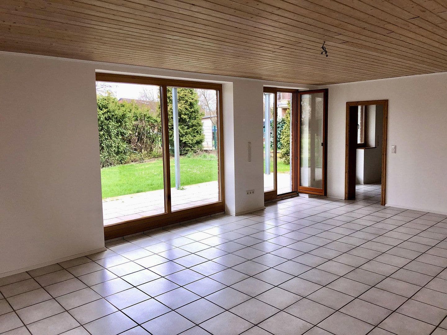 Prodej bytu 3+1 116 m², Wesseling, Severní Porýní-Vestfálsko Prodej bytu 3+1 116 m², Wesseling, Severní Porýní-Vestfálsko