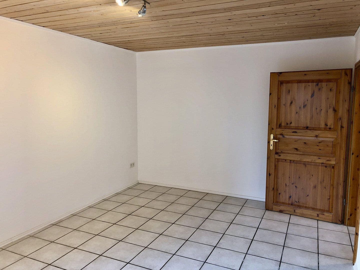 Prodej bytu 3+1 116 m², Wesseling, Severní Porýní-Vestfálsko Prodej bytu 3+1 116 m², Wesseling, Severní Porýní-Vestfálsko