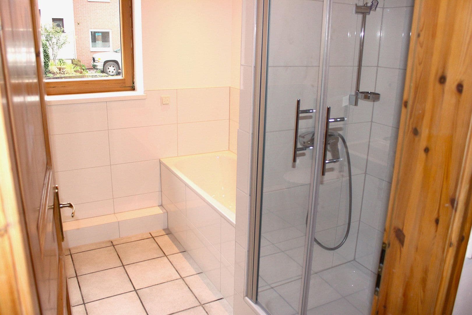 Prodej bytu 3+1 116 m², Wesseling, Severní Porýní-Vestfálsko Prodej bytu 3+1 116 m², Wesseling, Severní Porýní-Vestfálsko