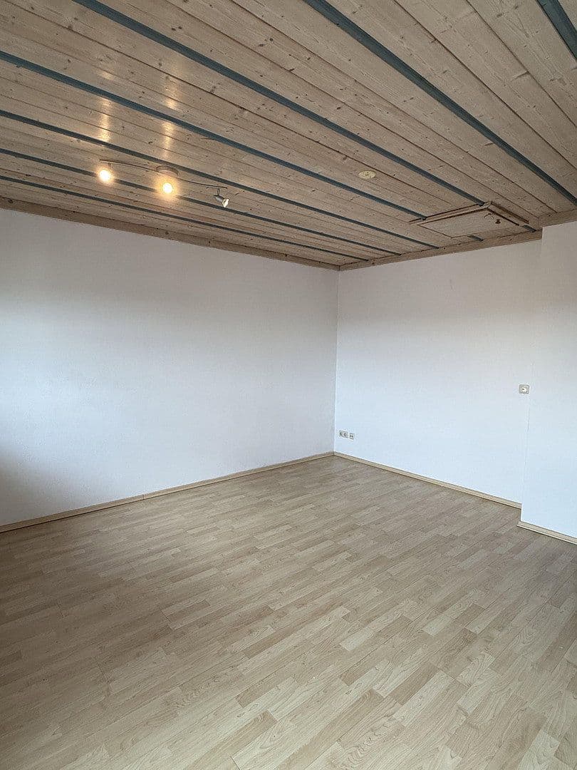 Prodej domu 180 m², pozemek 541 m², Essenbach, Bavorsko Prodej domu 180 m², pozemek 541 m², Essenbach, Bavorsko