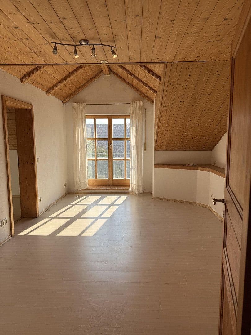 Prodej domu 180 m², pozemek 541 m², Essenbach, Bavorsko Prodej domu 180 m², pozemek 541 m², Essenbach, Bavorsko