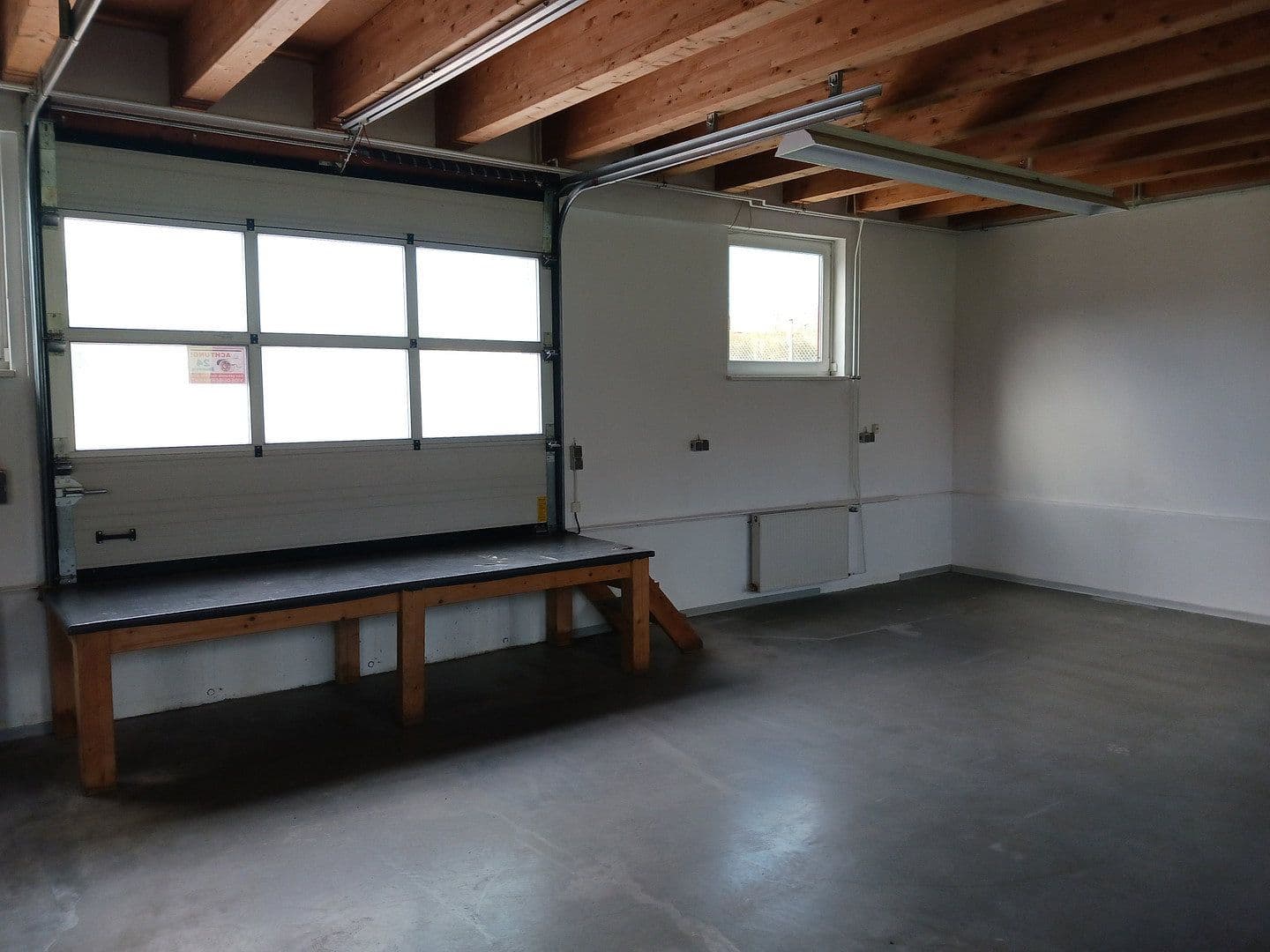 Pronájem nebytového prostoru 96 m², Kreisstr.1, Wahlhausen, Durynsko Pronájem nebytového prostoru 96 m², Kreisstr.1, Wahlhausen, Durynsko