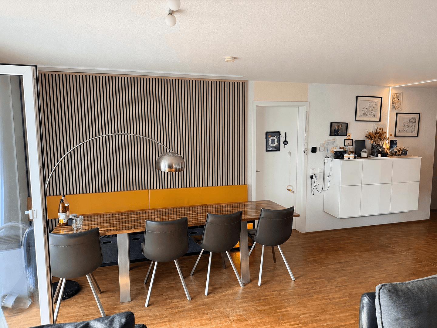 Prodej bytu 4+1 100 m², Karlsruher str. 48, Leinfelden-Echterdingen, Bádensko-Württembersko Prodej bytu 4+1 100 m², Karlsruher str. 48, Leinfelden-Echterdingen, Bádensko-Württembersko