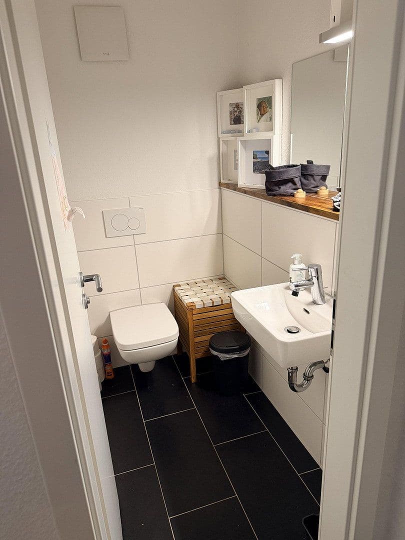 Prodej bytu 4+1 100 m², Karlsruher str. 48, Leinfelden-Echterdingen, Bádensko-Württembersko Prodej bytu 4+1 100 m², Karlsruher str. 48, Leinfelden-Echterdingen, Bádensko-Württembersko
