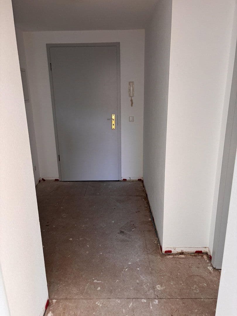 Pronájem bytu 3+1 70 m², Dora-Helene-Str. 1, Neukieritzsch, Sasko Pronájem bytu 3+1 70 m², Dora-Helene-Str. 1, Neukieritzsch, Sasko