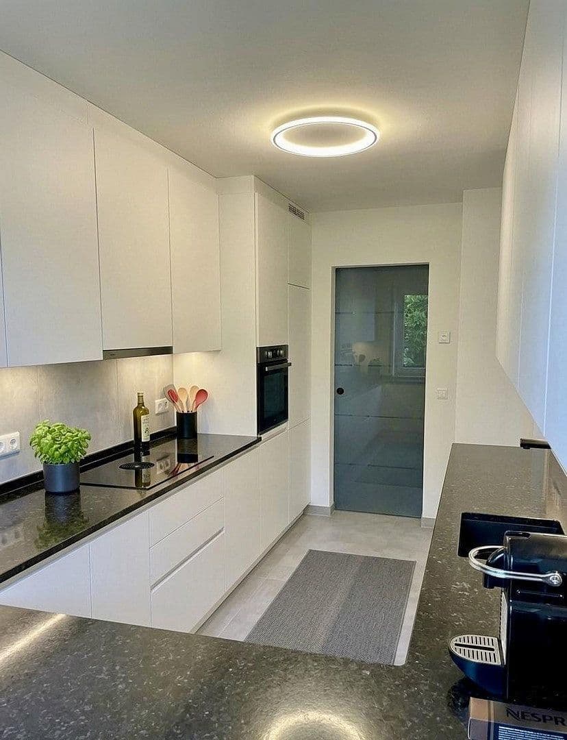 Prodej bytu 3+kk 77 m², Virchowstrasse 13, Ulm, Bádensko-Württembersko Prodej bytu 3+kk 77 m², Virchowstrasse 13, Ulm, Bádensko-Württembersko