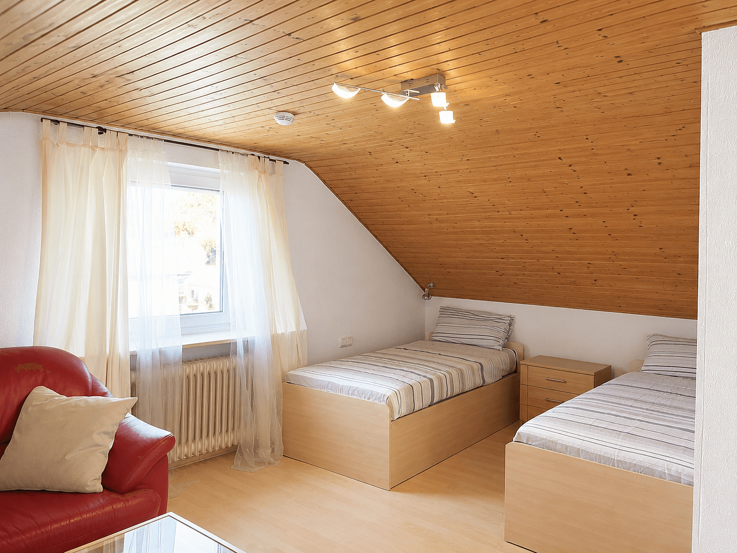 Prodej domu 230 m², pozemek 360 m², Fürth, Bavorsko Prodej domu 230 m², pozemek 360 m², Fürth, Bavorsko