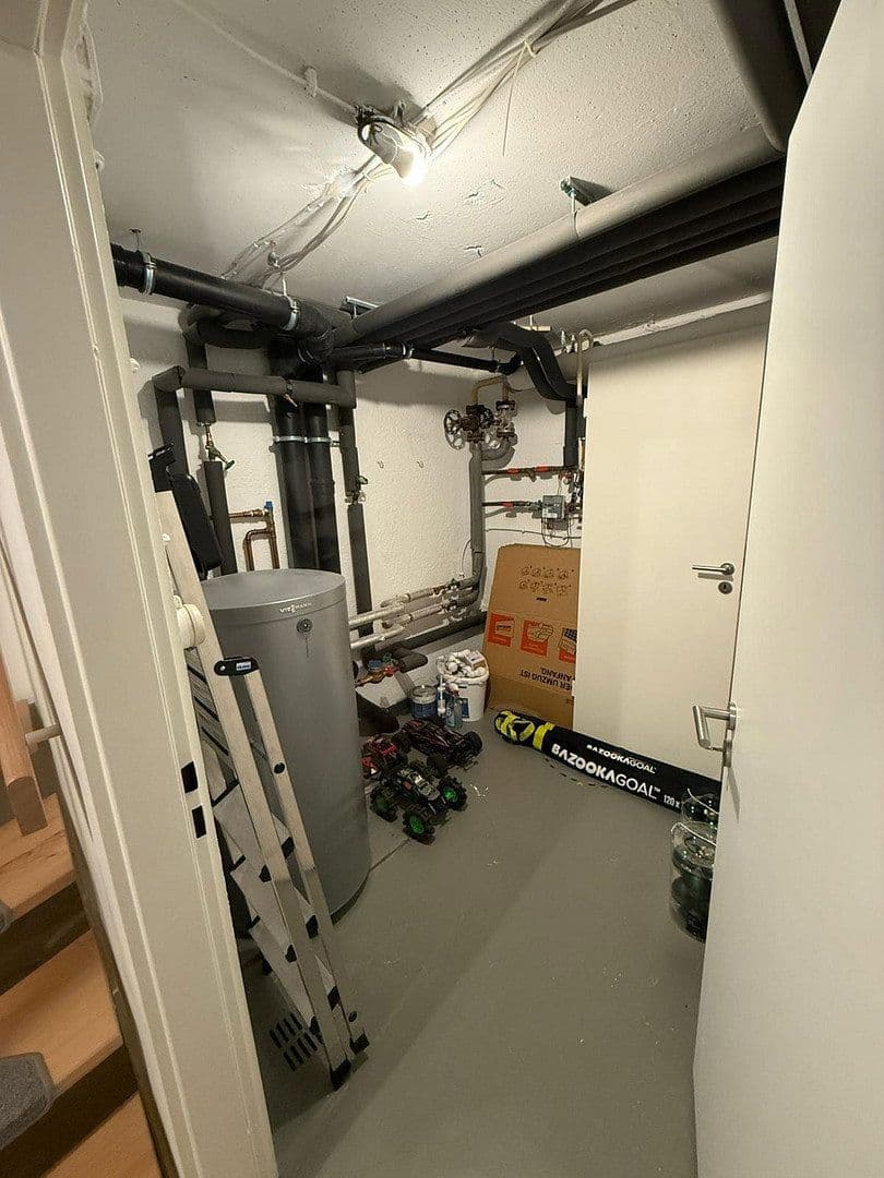 Prodej domu 170 m², pozemek 240 m², Schwalbach am Taunus, Hessen Prodej domu 170 m², pozemek 240 m², Schwalbach am Taunus, Hessen
