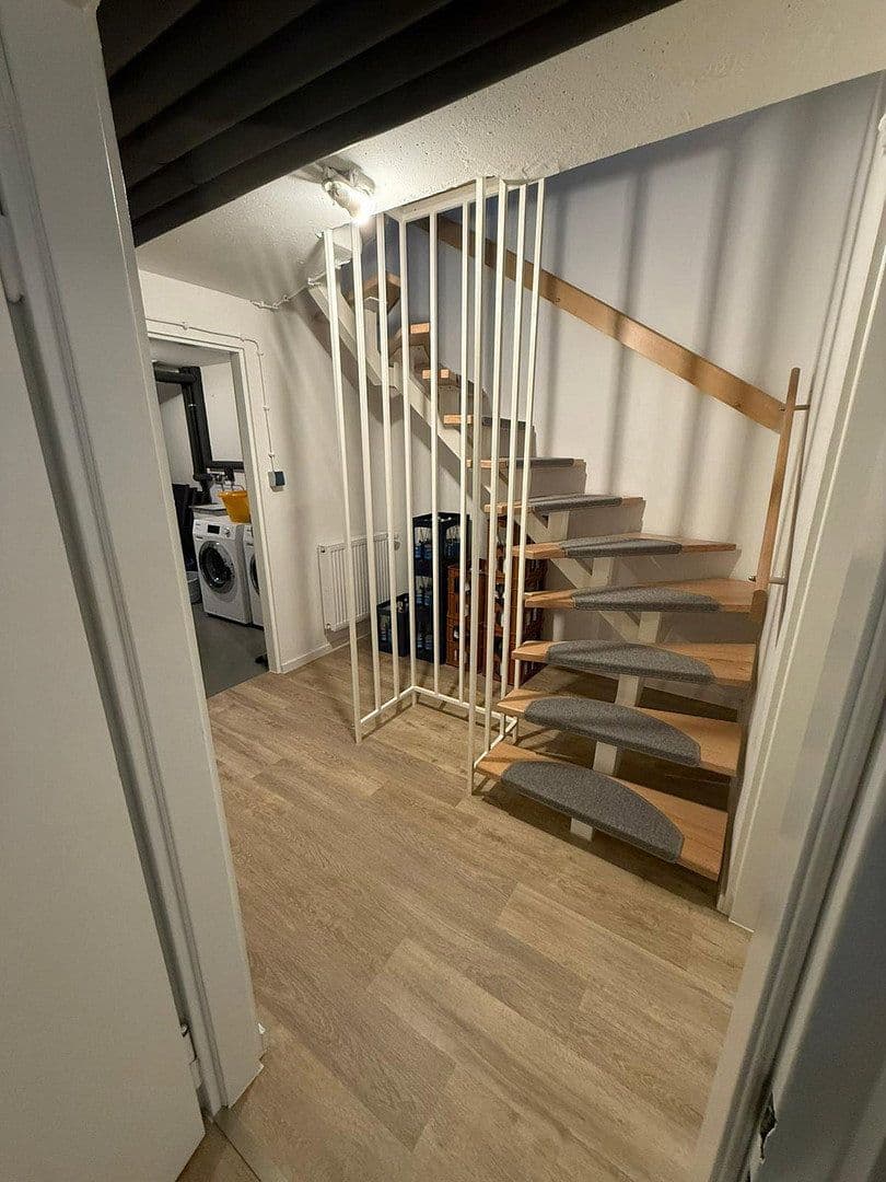 Prodej domu 170 m², pozemek 240 m², Schwalbach am Taunus, Hessen Prodej domu 170 m², pozemek 240 m², Schwalbach am Taunus, Hessen