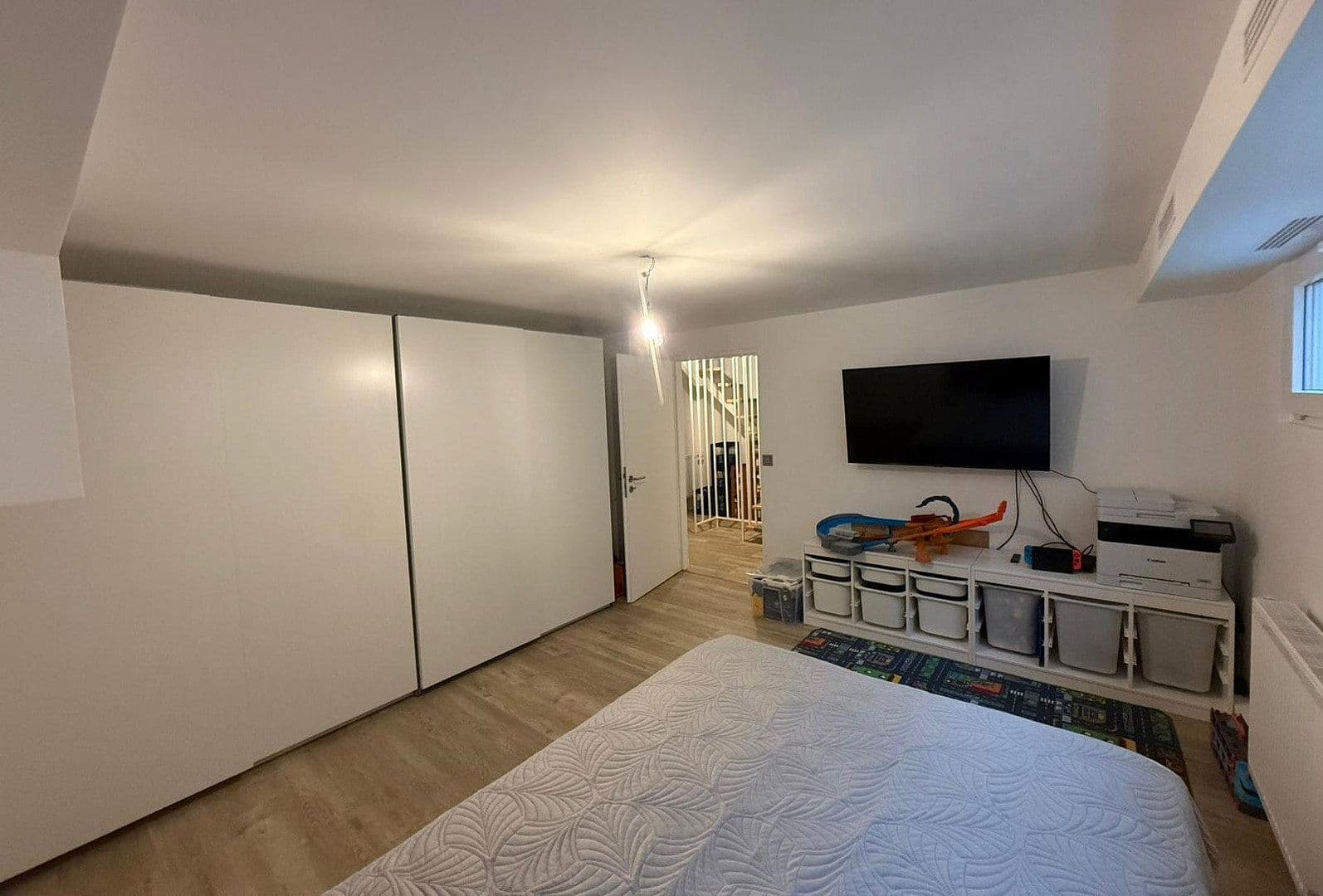 Prodej domu 170 m², pozemek 240 m², Schwalbach am Taunus, Hessen Prodej domu 170 m², pozemek 240 m², Schwalbach am Taunus, Hessen