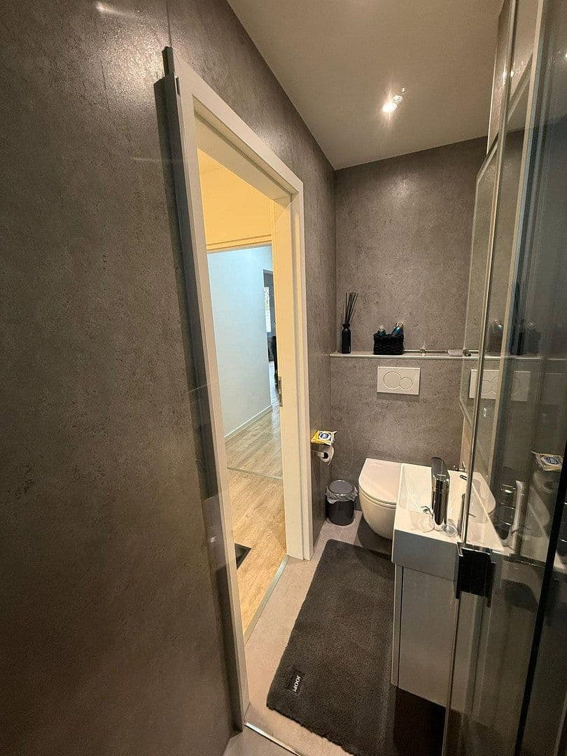 Prodej domu 170 m², pozemek 240 m², Schwalbach am Taunus, Hessen Prodej domu 170 m², pozemek 240 m², Schwalbach am Taunus, Hessen