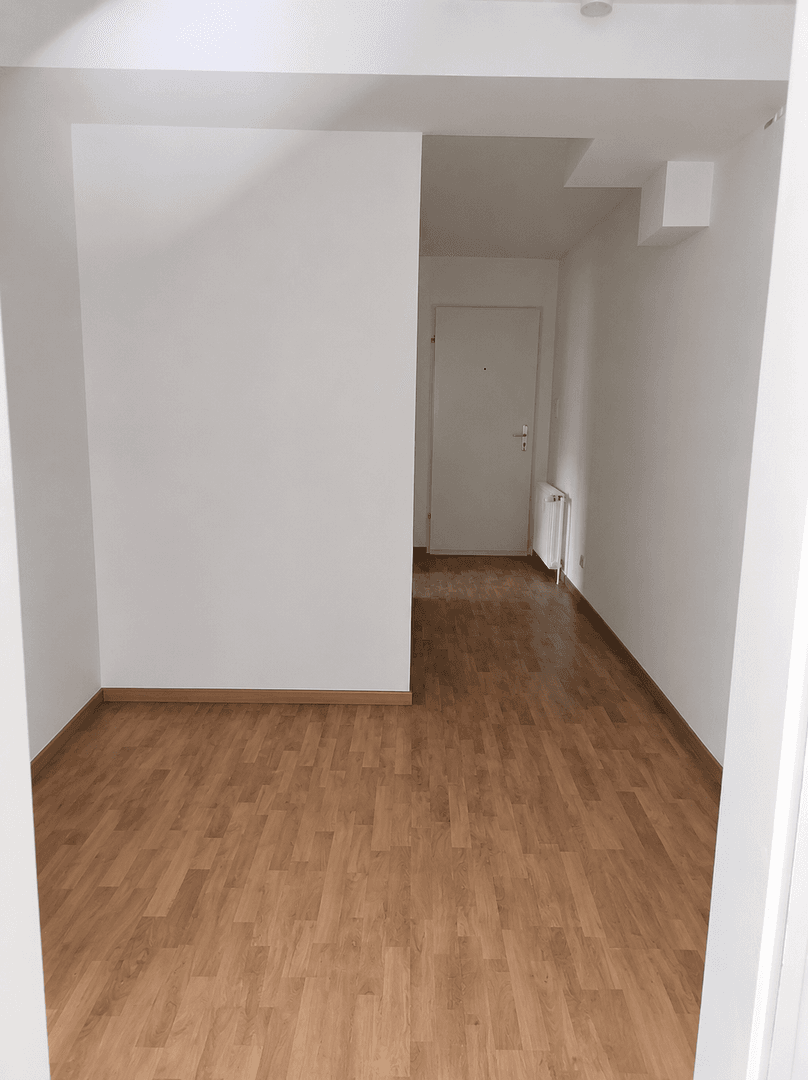 Pronájem bytu 2+1 52 m², Holunderweg 24, Esslingen am Neckar, Bádensko-Württembersko Pronájem bytu 2+1 52 m², Holunderweg 24, Esslingen am Neckar, Bádensko-Württembersko