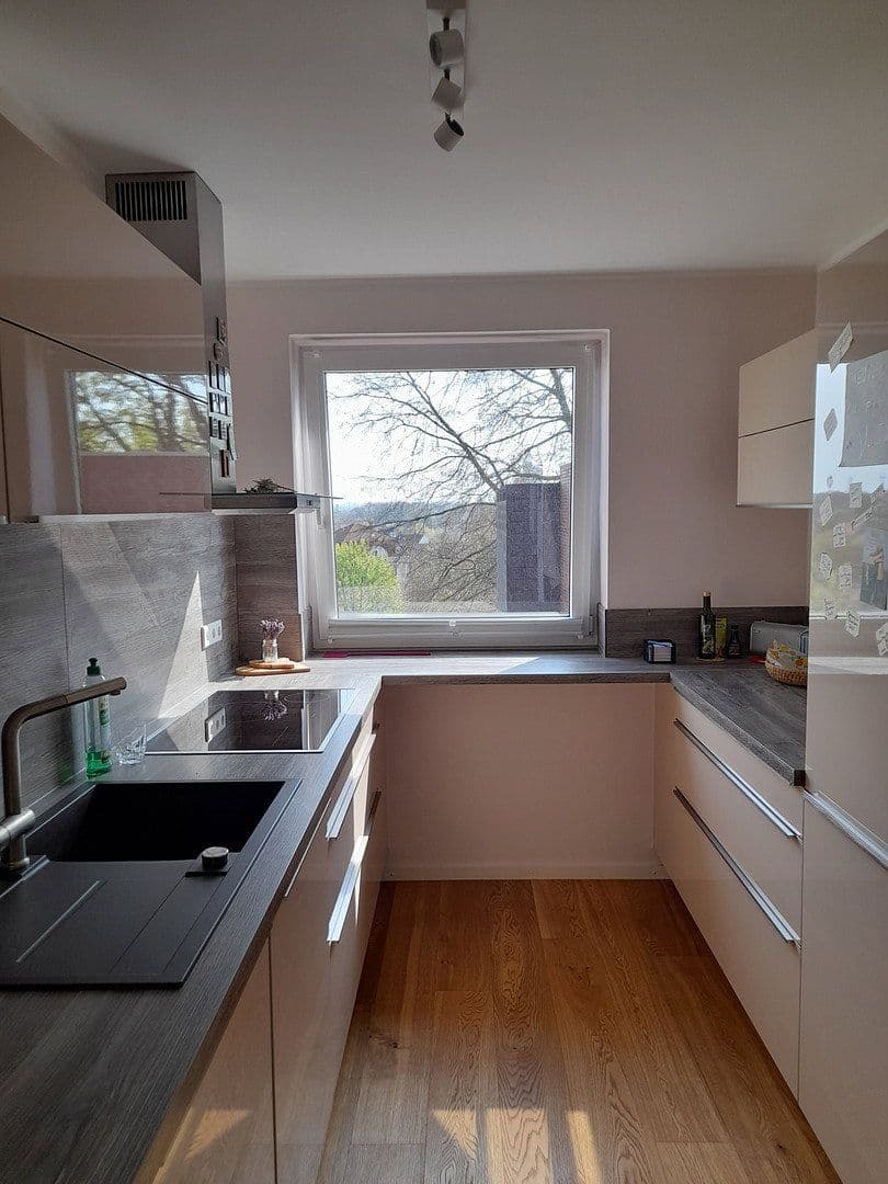 Pronájem bytu 3+1 110 m², Osnabrück, Dolní Sasko Pronájem bytu 3+1 110 m², Osnabrück, Dolní Sasko