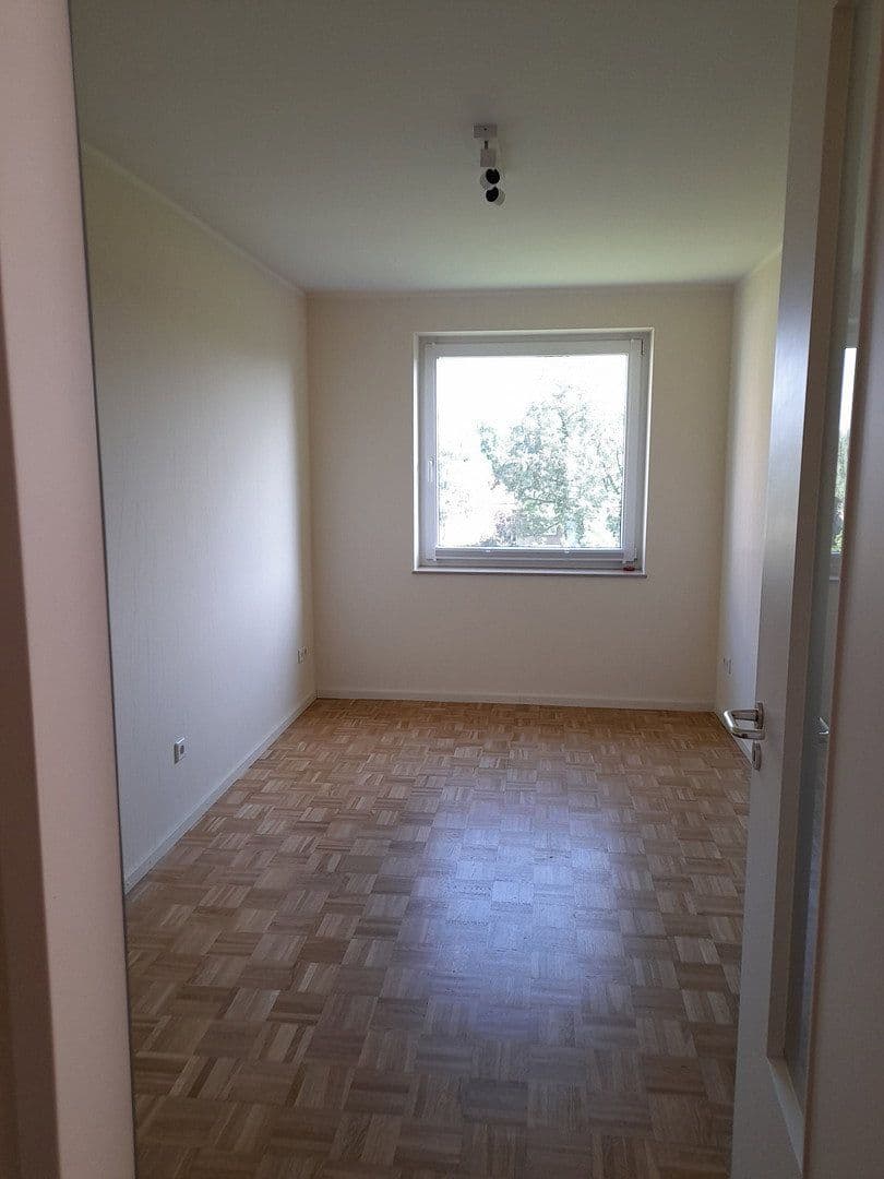 Pronájem bytu 3+1 110 m², Osnabrück, Dolní Sasko Pronájem bytu 3+1 110 m², Osnabrück, Dolní Sasko