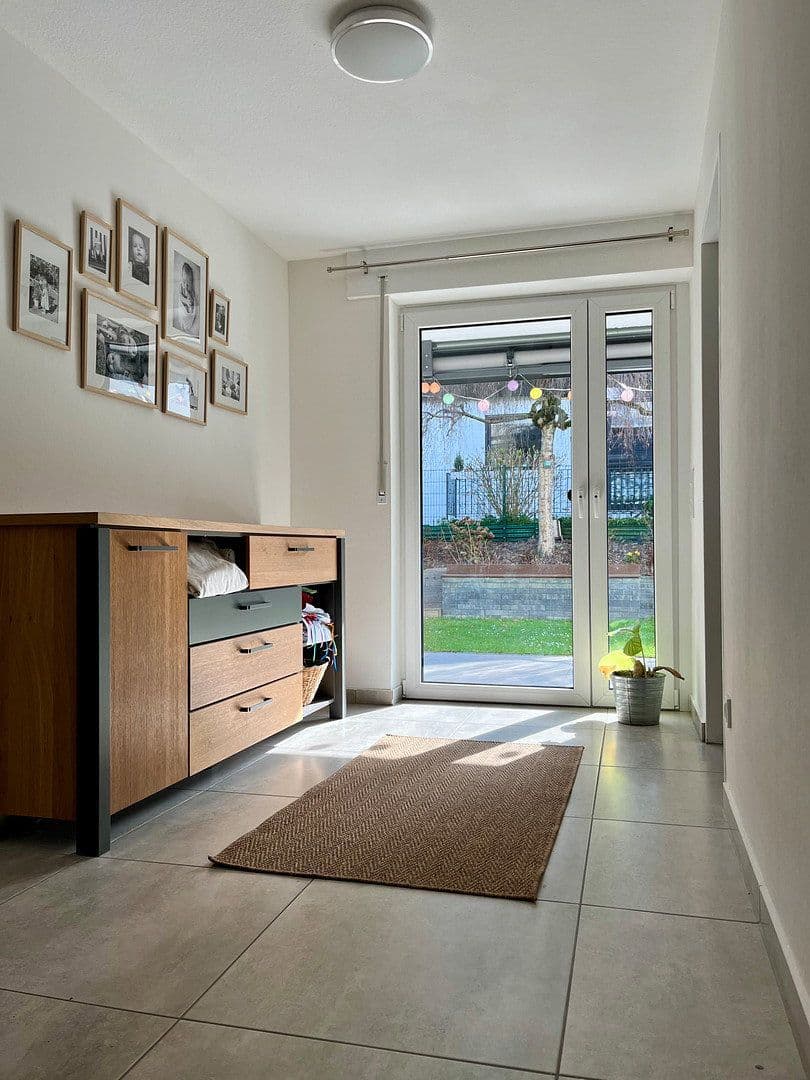 Prodej domu 148 m², pozemek 363 m², Ottostraße 24, Krefeld, Severní Porýní-Vestfálsko Prodej domu 148 m², pozemek 363 m², Ottostraße 24, Krefeld, Severní Porýní-Vestfálsko