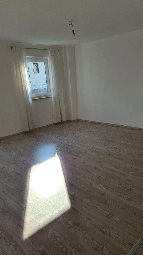Pronájem bytu 2+1 65 m², Ingolstadt, Bavorsko Pronájem bytu 2+1 65 m², Ingolstadt, Bavorsko