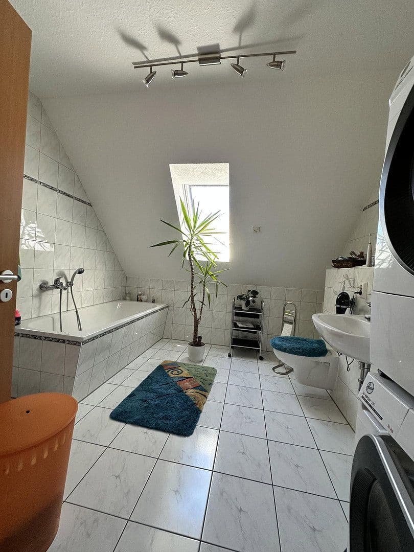 Pronájem bytu 5+kk 160 m², Sickingenstraße 5, Magdeburg, Sasko-Anhaltsko Pronájem bytu 5+kk 160 m², Sickingenstraße 5, Magdeburg, Sasko-Anhaltsko