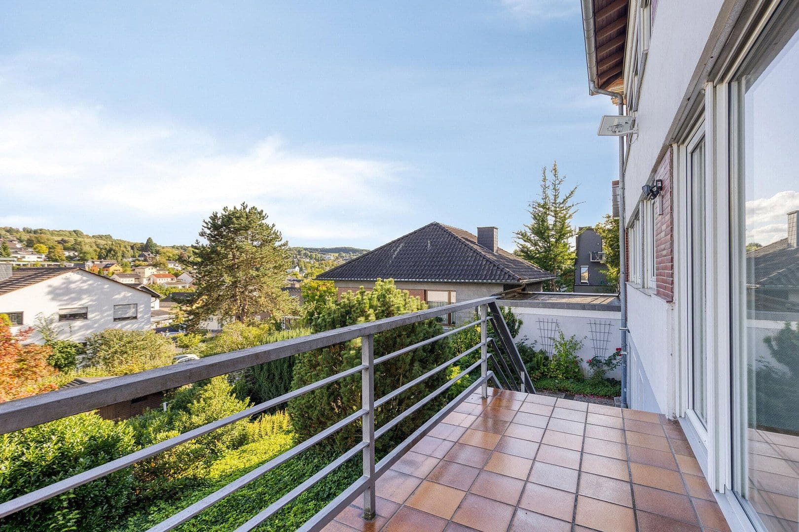 Prodej domu 206 m², pozemek 736 m², Wachtberg, Severní Porýní-Vestfálsko Prodej domu 206 m², pozemek 736 m², Wachtberg, Severní Porýní-Vestfálsko