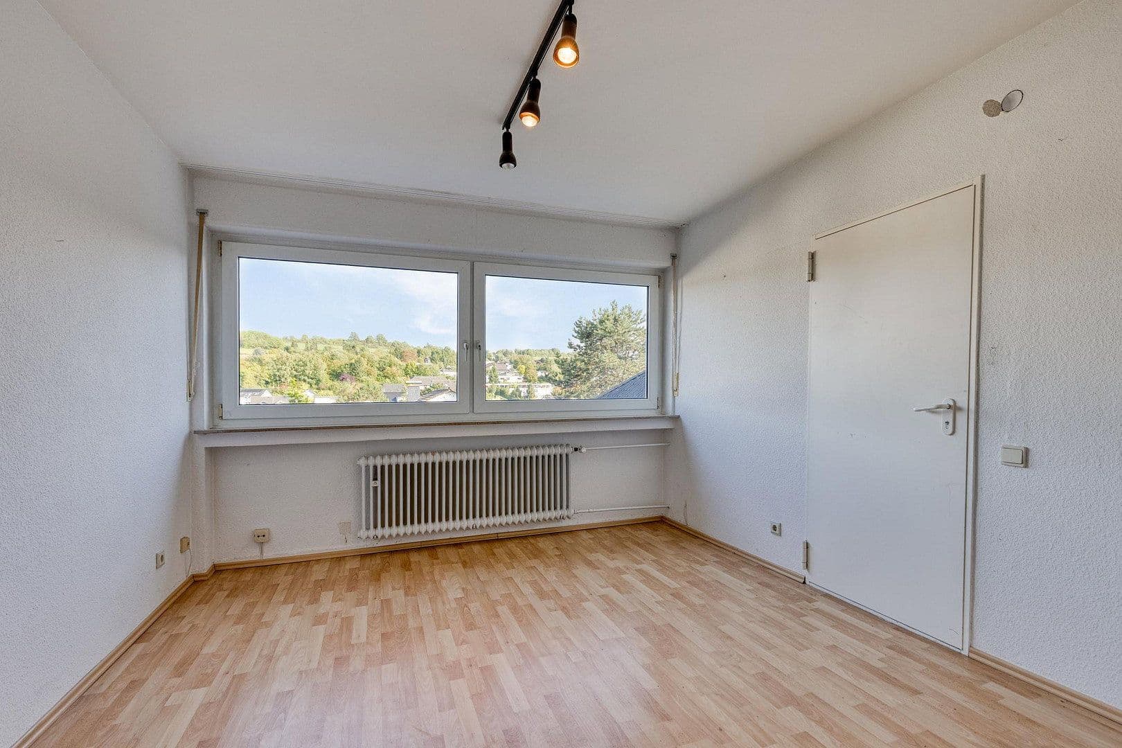 Prodej domu 206 m², pozemek 736 m², Wachtberg, Severní Porýní-Vestfálsko Prodej domu 206 m², pozemek 736 m², Wachtberg, Severní Porýní-Vestfálsko