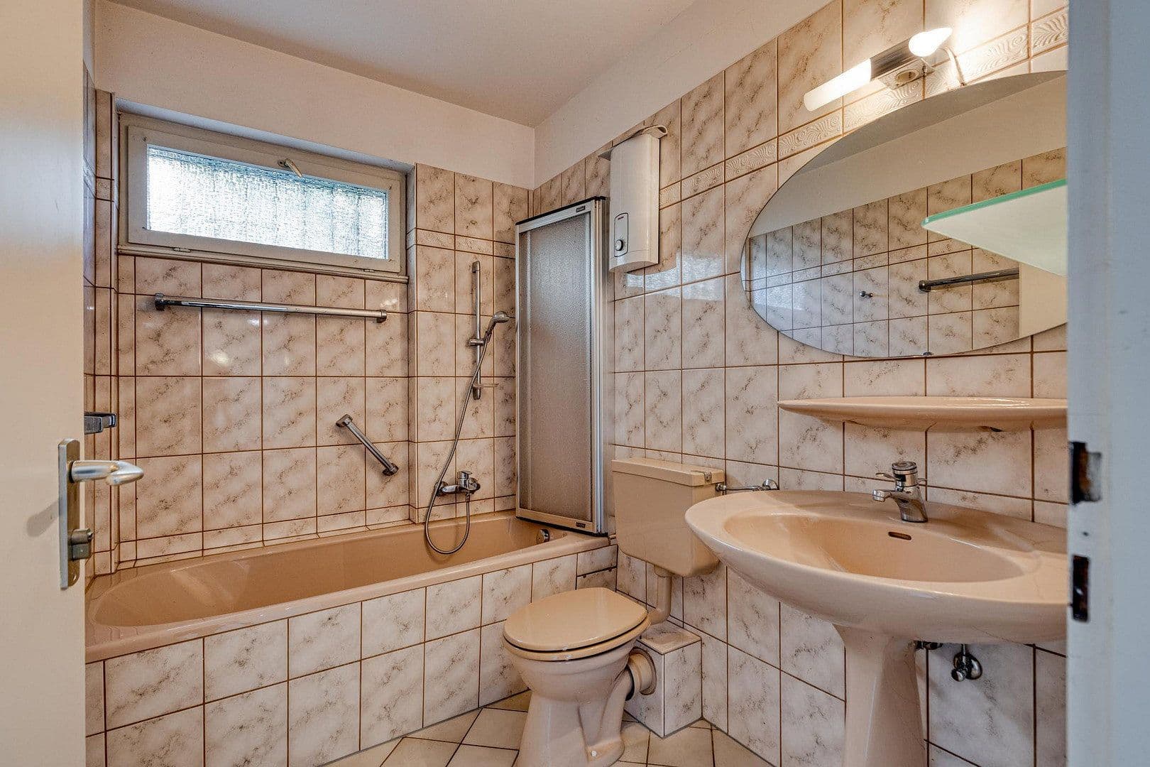 Prodej domu 206 m², pozemek 736 m², Wachtberg, Severní Porýní-Vestfálsko Prodej domu 206 m², pozemek 736 m², Wachtberg, Severní Porýní-Vestfálsko