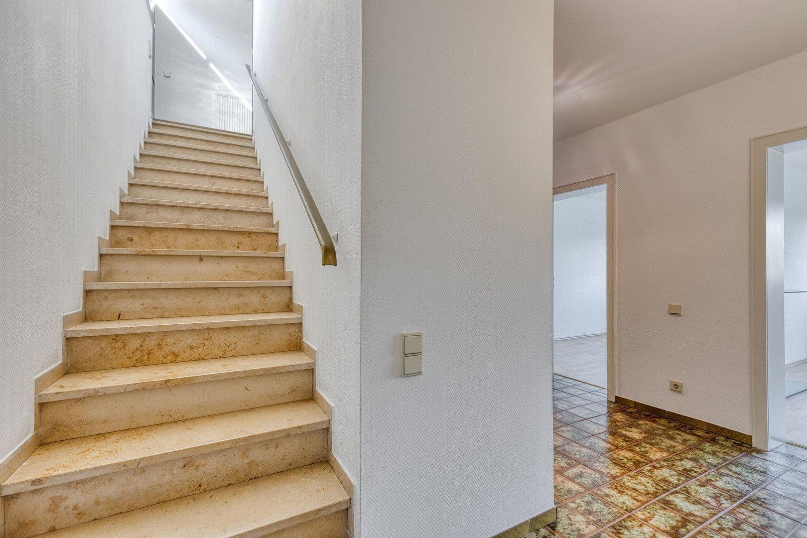 Prodej domu 206 m², pozemek 736 m², Wachtberg, Severní Porýní-Vestfálsko Prodej domu 206 m², pozemek 736 m², Wachtberg, Severní Porýní-Vestfálsko