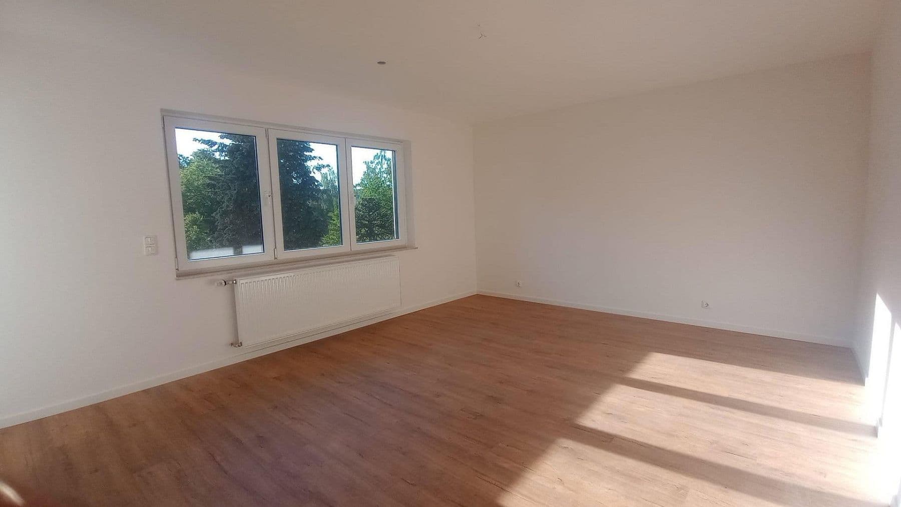 Pronájem bytu 4+1 100 m², Rodenbach, Hessen Pronájem bytu 4+1 100 m², Rodenbach, Hessen