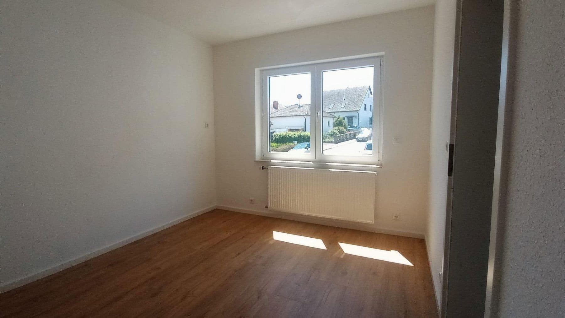 Pronájem bytu 4+1 100 m², Rodenbach, Hessen Pronájem bytu 4+1 100 m², Rodenbach, Hessen