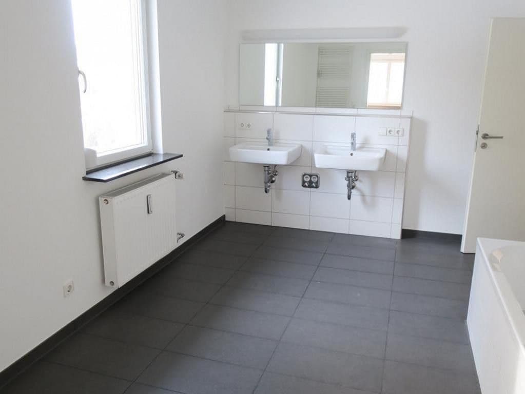 Pronájem bytu 3+1 97 m², Freudenstadt, Bádensko-Württembersko Pronájem bytu 3+1 97 m², Freudenstadt, Bádensko-Württembersko