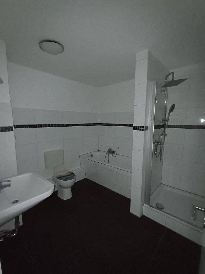 Pronájem bytu 3+1 87 m², Körnerstraße 30, Witten, Severní Porýní-Vestfálsko Pronájem bytu 3+1 87 m², Körnerstraße 30, Witten, Severní Porýní-Vestfálsko