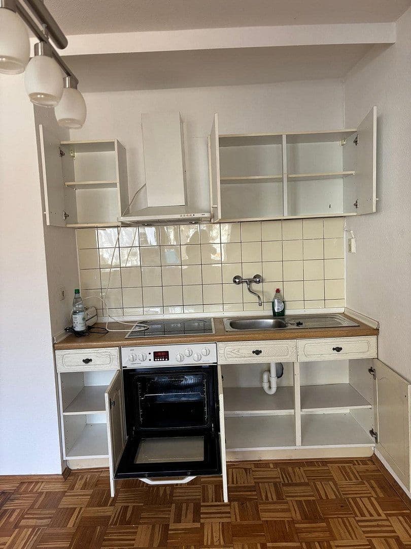 Pronájem bytu 1+1 26 m², Lindenstraße 30, Bremen, Bremen Pronájem bytu 1+1 26 m², Lindenstraße 30, Bremen, Bremen