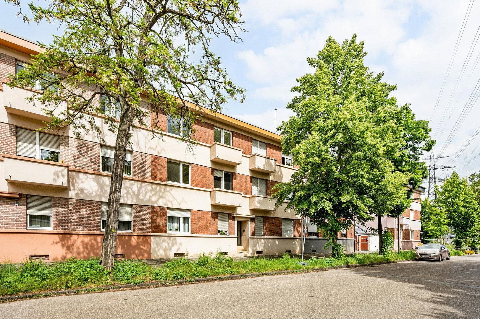 Prodej domu 352 m², pozemek 365 m², Aufeldstraße 8, Mannheim, Bádensko-Württembersko Prodej domu 352 m², pozemek 365 m², Aufeldstraße 8, Mannheim, Bádensko-Württembersko