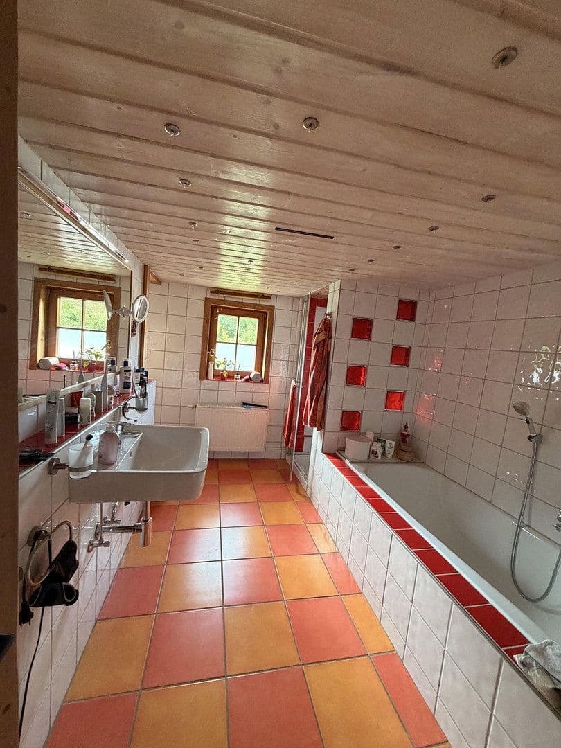 Prodej domu 180 m², pozemek 2.186 m², Untere Brettachtalstr. 8, Bretzfeld, Bádensko-Württembersko Prodej domu 180 m², pozemek 2.186 m², Untere Brettachtalstr. 8, Bretzfeld, Bádensko-Württembersko