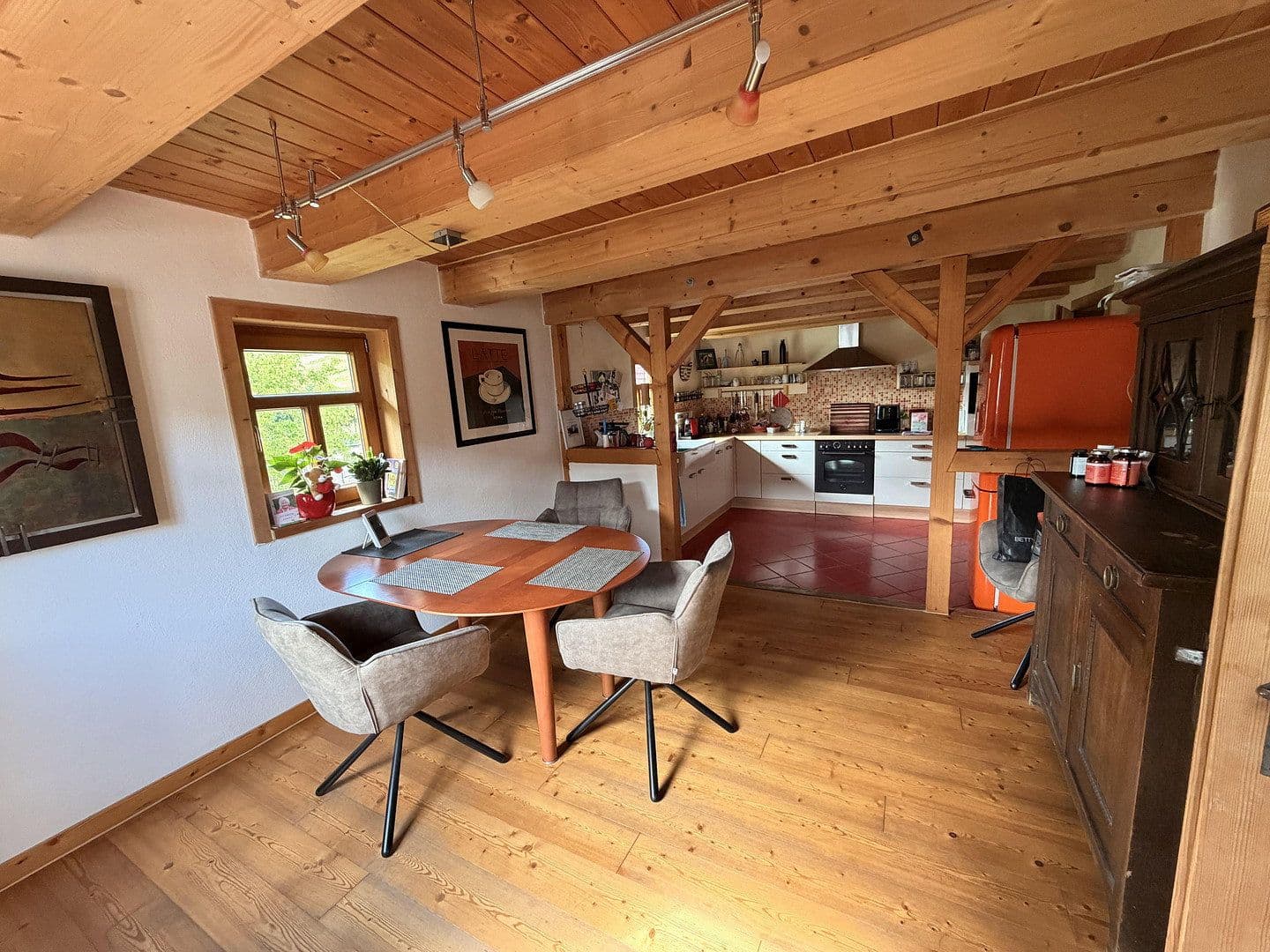 Prodej domu 180 m², pozemek 2.186 m², Untere Brettachtalstr. 8, Bretzfeld, Bádensko-Württembersko Prodej domu 180 m², pozemek 2.186 m², Untere Brettachtalstr. 8, Bretzfeld, Bádensko-Württembersko