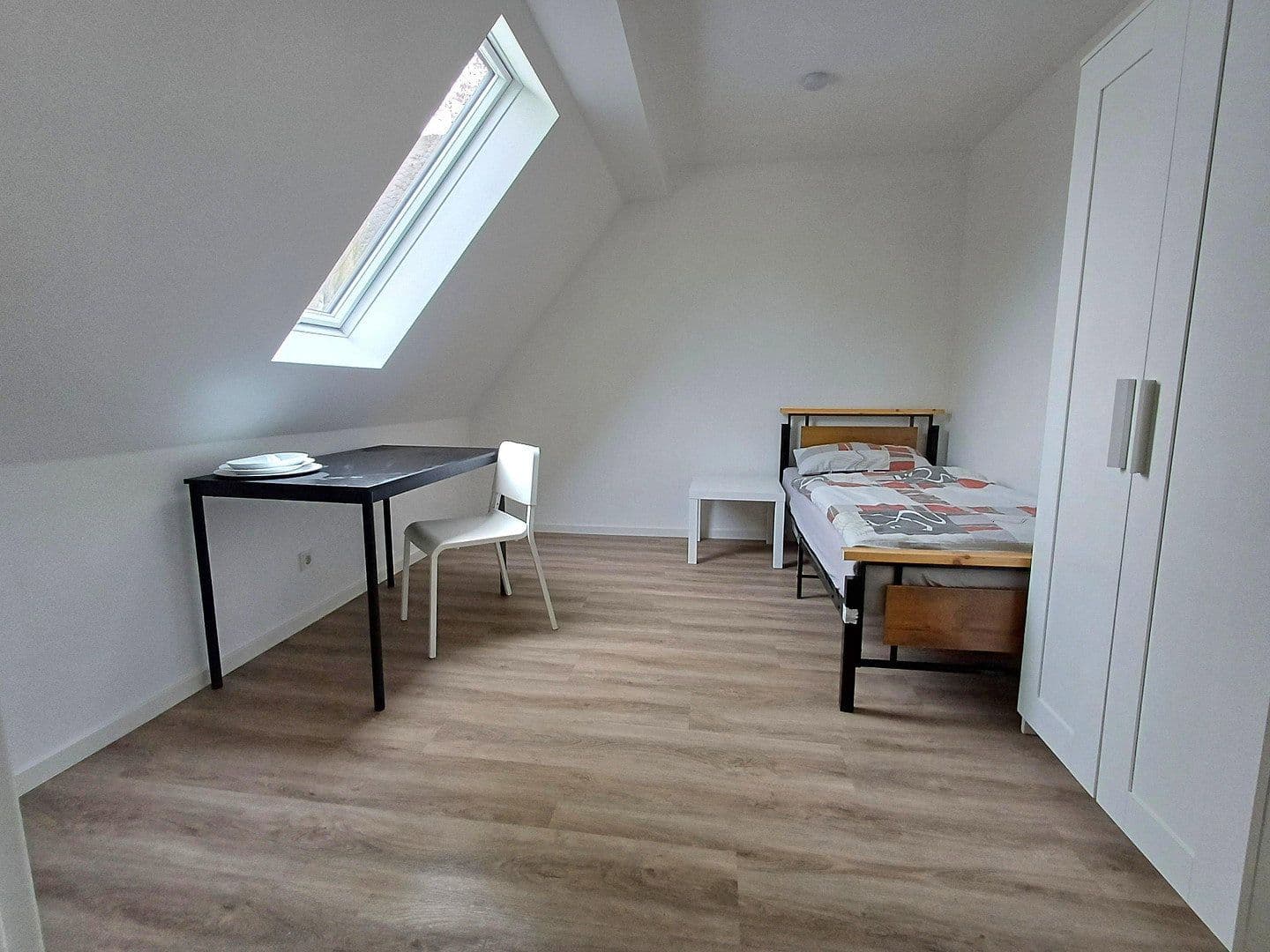 Prodej domu 134 m², pozemek 360 m², Beselich, Hessen Prodej domu 134 m², pozemek 360 m², Beselich, Hessen
