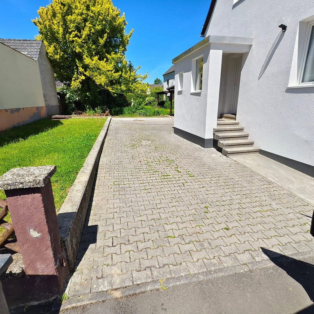 Prodej domu 134 m², pozemek 360 m², Beselich, Hessen Prodej domu 134 m², pozemek 360 m², Beselich, Hessen