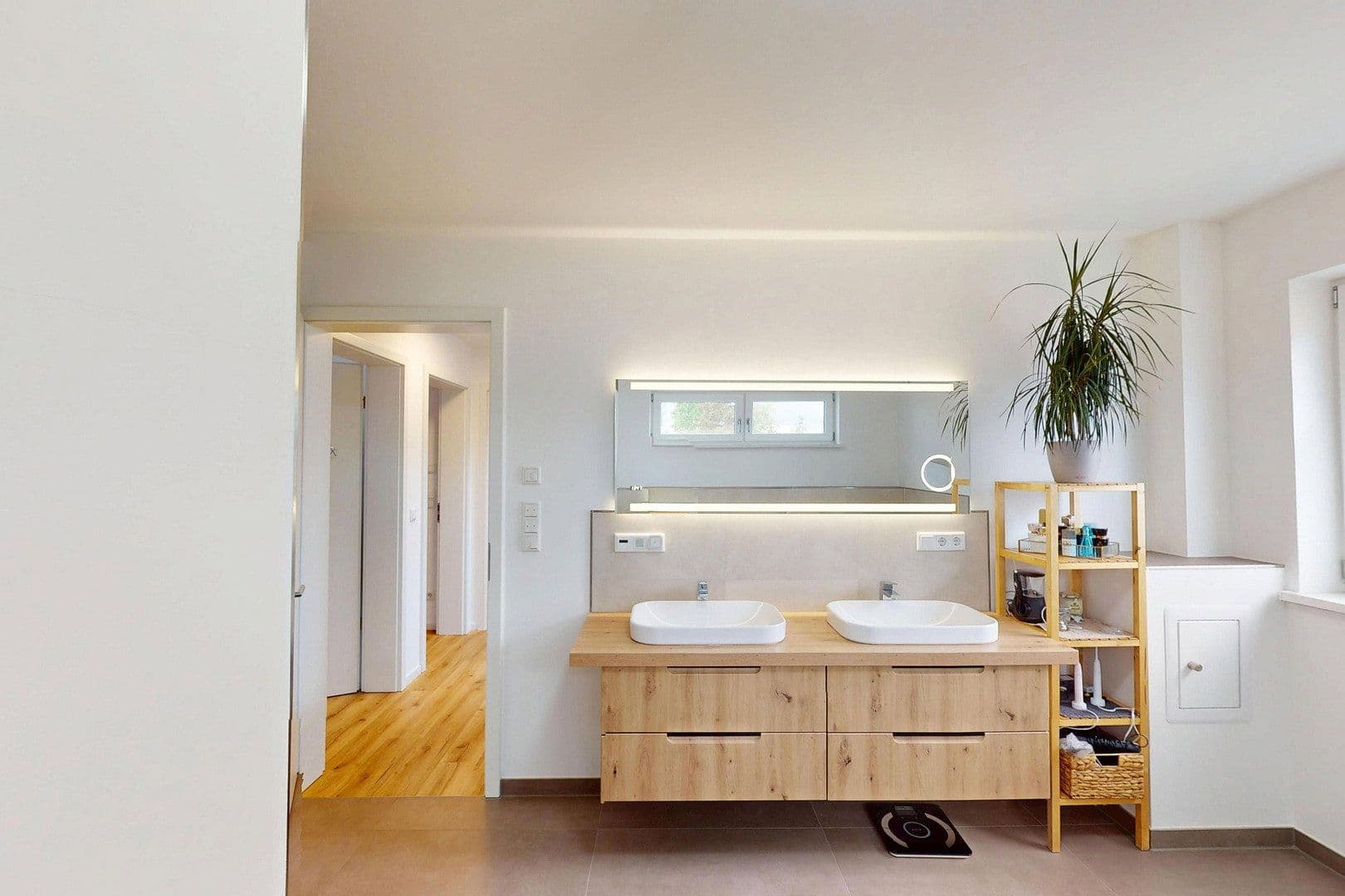 Prodej domu 213 m², pozemek 383 m², Allersberg, Bavorsko Prodej domu 213 m², pozemek 383 m², Allersberg, Bavorsko
