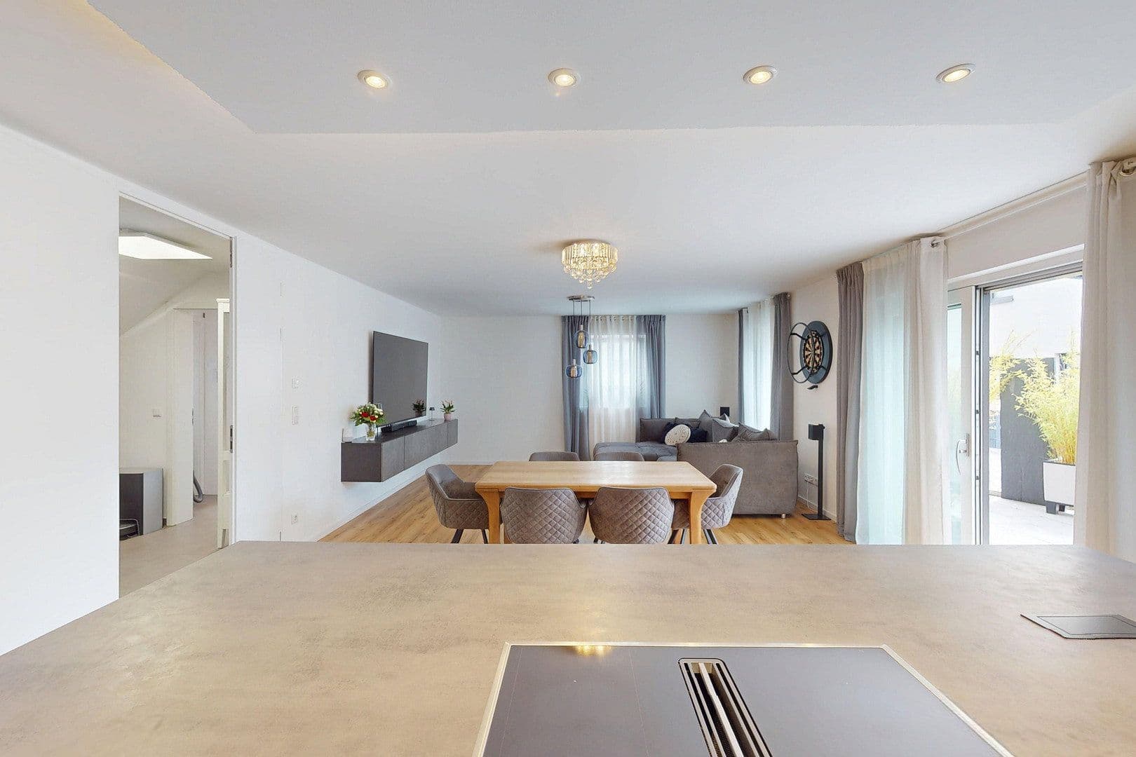 Prodej domu 213 m², pozemek 383 m², Allersberg, Bavorsko Prodej domu 213 m², pozemek 383 m², Allersberg, Bavorsko