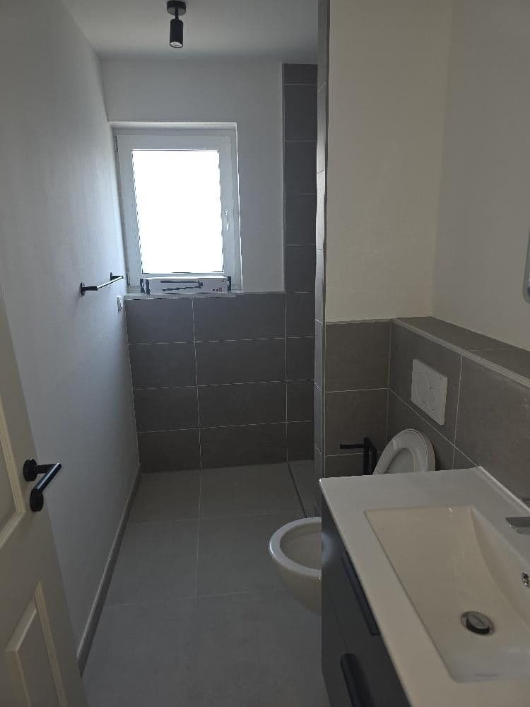 Pronájem bytu 5+1 133 m², Sulzbacher Str. 7a, Eschborn, Hessen Pronájem bytu 5+1 133 m², Sulzbacher Str. 7a, Eschborn, Hessen