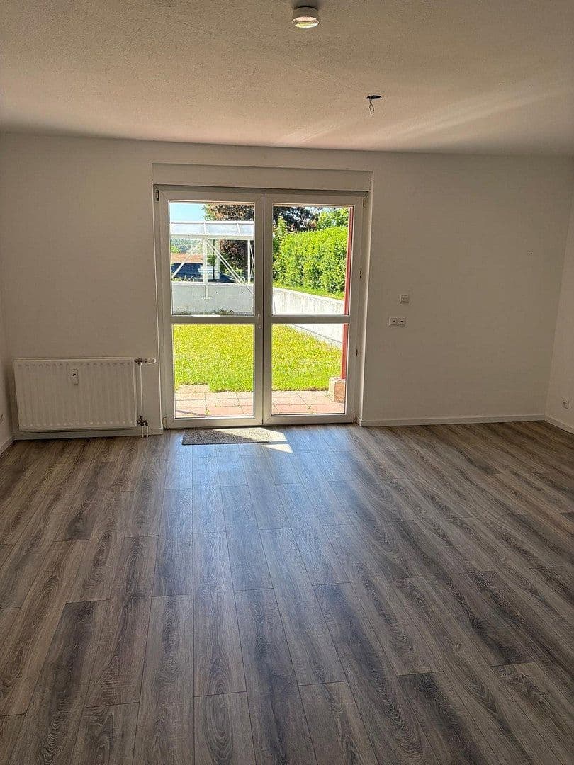 Pronájem bytu 2+1 60 m², Bergstraße 3, Mittenwalde, Braniborsko Pronájem bytu 2+1 60 m², Bergstraße 3, Mittenwalde, Braniborsko
