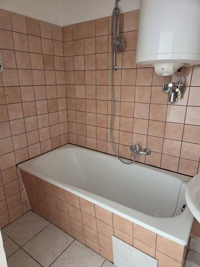 Pronájem bytu 2+1 36 m², Palmstr. 13, München, Bavorsko Pronájem bytu 2+1 36 m², Palmstr. 13, München, Bavorsko